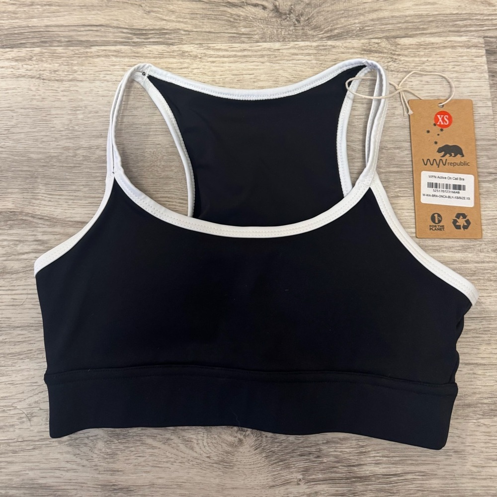MNRepublic Women's Black & White Racerback Sports Bra - XS